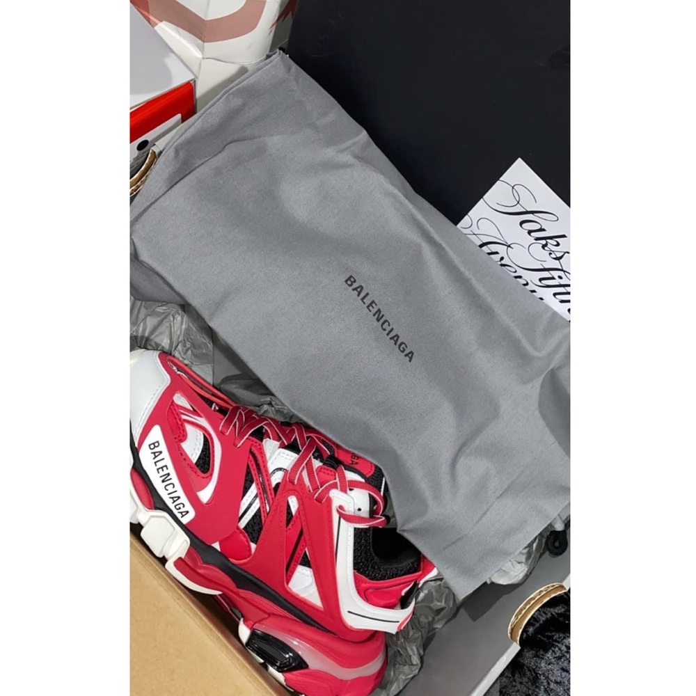 Balenciaga Track Runners Size :35 fits like a 36💕